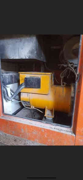 مولد فولفو 330 KV كيفي
كاتم التشغيل نگره سلف نضافه %80 بس ما مغسوله  جاهزه وخير من الله صاحبها محتاج ومستعجل ع بيع السعر 120 $ وبيها مجال
 عنوان بصرة قضاء الزبير 
#هاتف ***********
