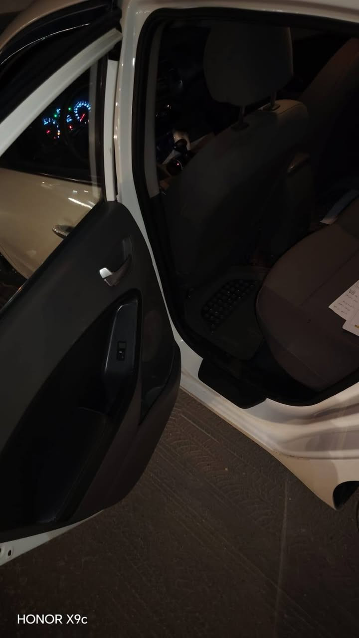 سلام عليكم
كيا سيراتو 2017خليجي
فول فتحه محرك 2000 حساسات ليد
فول عده البصمه
السعر 137
بيه نص بنيد صبغ وحالوب ناعم فقط
العنوان النجف الاشرف مجمع الكرار
***********
