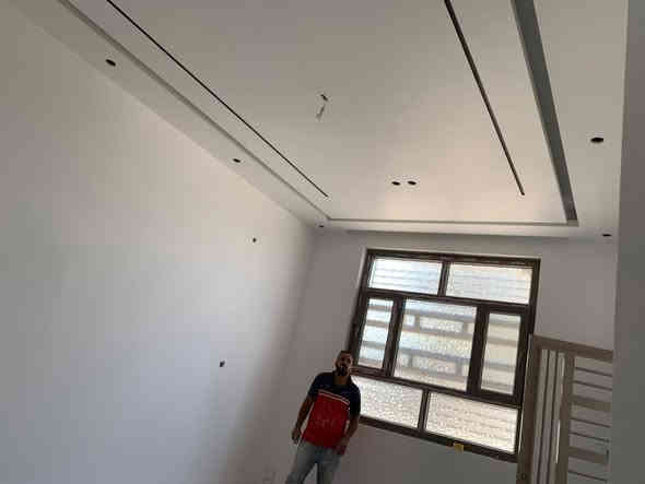 الديكور والاصباغ  اسعار منافسه المتر على 20 هذا العرض لمده شهر التواصل واتساب او مازنجر وهذا رقمي ***********ليحب يتصل واني خادم العنوان كربلاء
