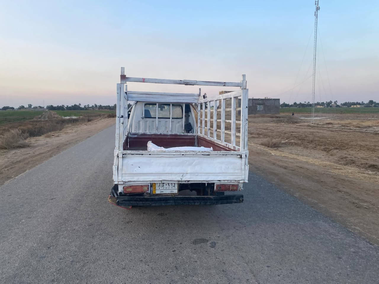 للبيع هونداي موديل95 رقم بابل بإسمي تاريخ السنويه 27 المحرك بي بخار السعر 23  مكاني الديوانية غير متواجد علفيس وهذا رقمي. ***********
