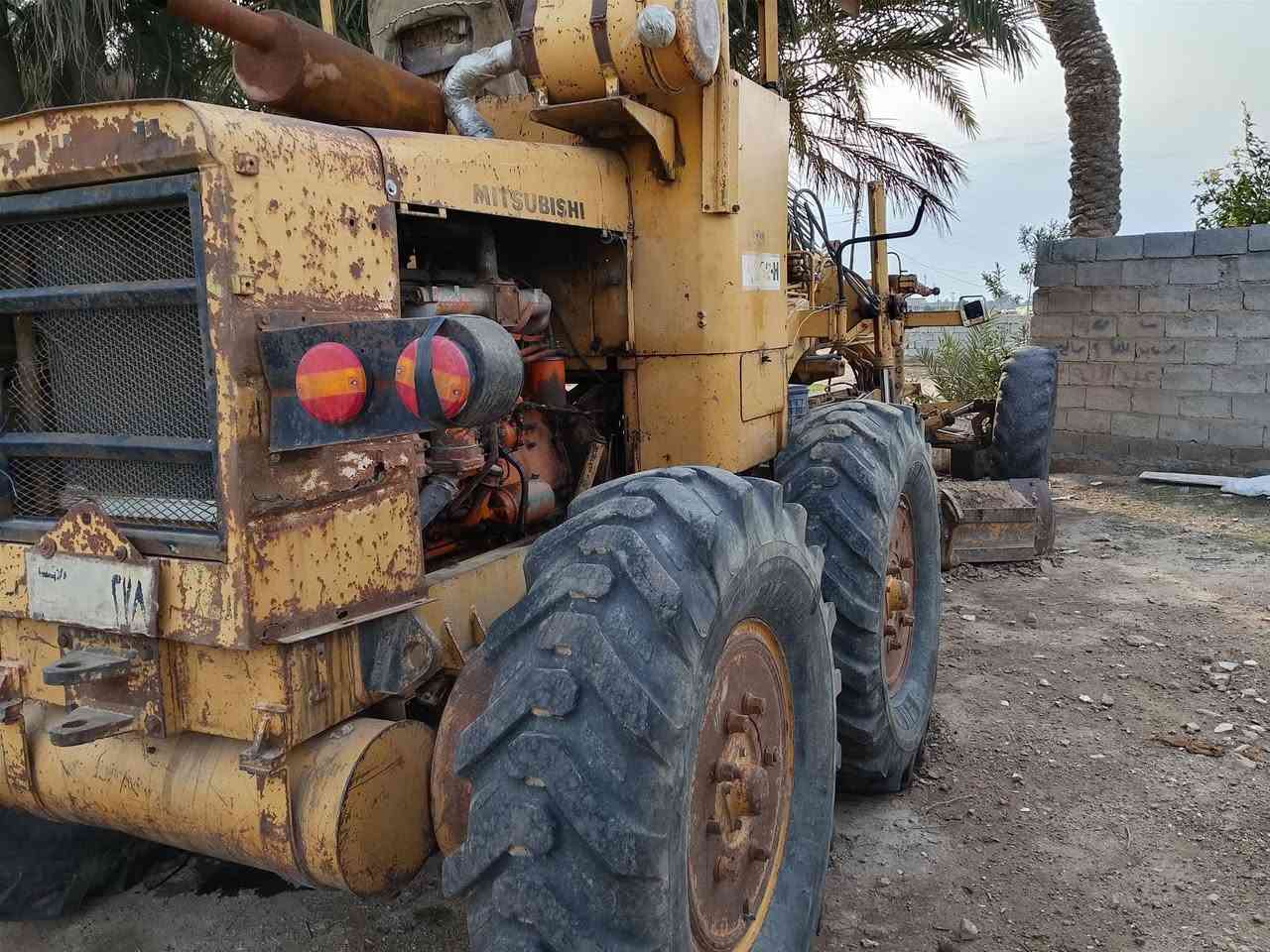 السلام عليكم كريدر ميتسوبيشي موديل 82 مكفوله كير محرك ستيرن باور تخم تاير جديد مكينه كبل شغل على العمل السعر خاص رقم الهاتف ***********9
