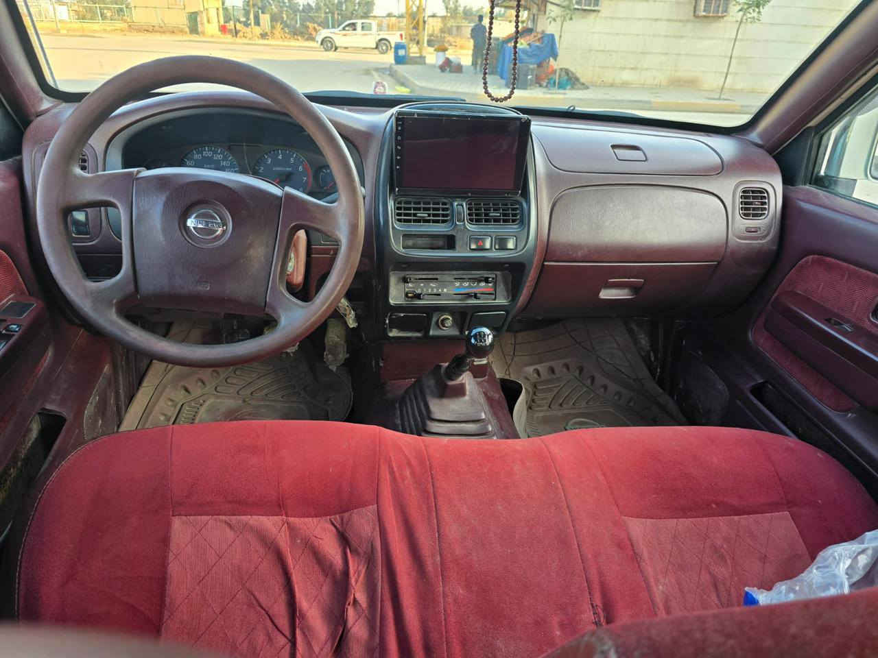 سلام عليكم 
نيسان موديل ٢٠١٢
رقم دهوك جديد 
بيها باب مبدل اصلي 
سياره جديده كلش 
جاهزه من كلشي 
السعر ١١٥
‏‪***********‬‏
