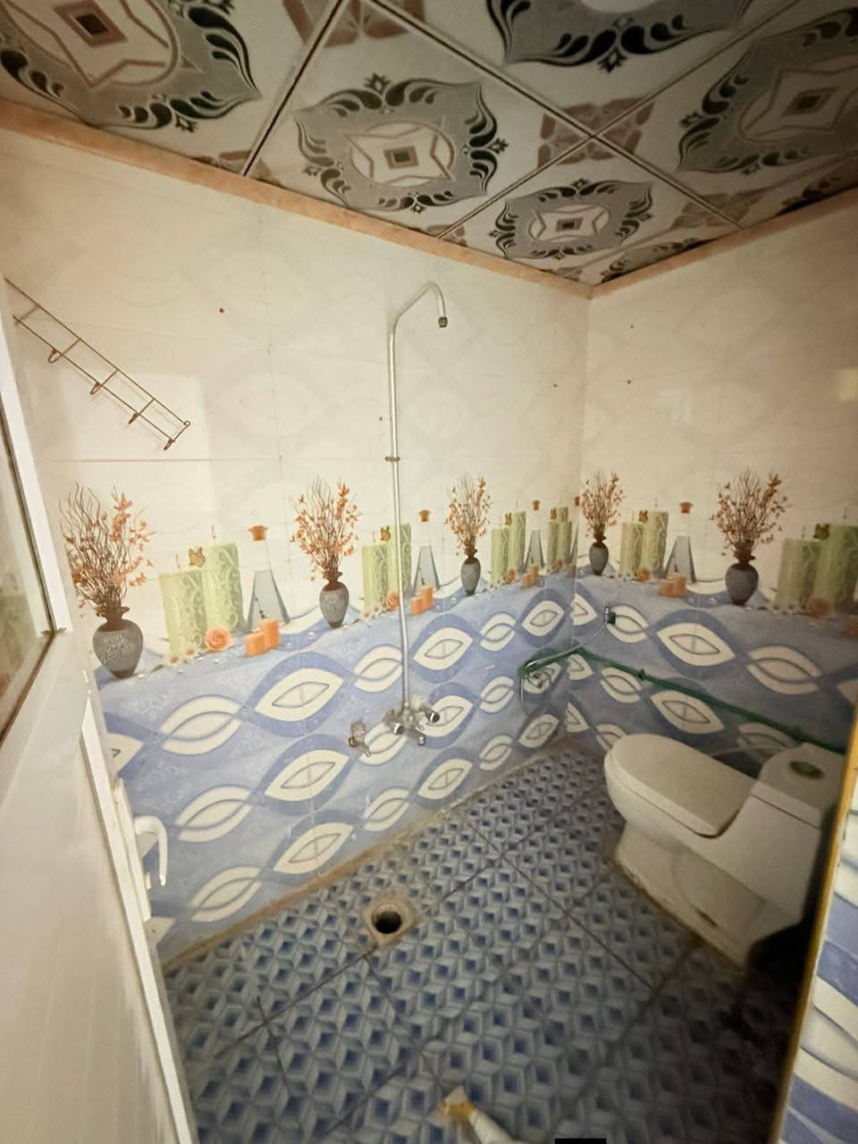 ياالله

يوجد لدينا بيت للبيع حي ميسان قطاع 23 قريب جدا من المركز الصحي وشارع الكيات والسوق مساحه 100متر يحتوي على غرفه وصاله واستقبال ومطبخ وصحيات صب كونكريت ارضيه كاشي جدران سيراميك سقوف سي إن سي البيت جدا نظيف ومرتب السعر المطلوب خاص 

للاستفسار والمعلومات الاتصال بنا ع الارقام التاليه 

***********

***********

***********

او مراجعه مكتب ألروان للوساطه العقاريه والمقاولات العامه 

عنوان المكتب حي ميسان ع الشريط قرب صيدليه الشراع مقابل الاستداره مباشر 

عندك بيت عرصه للبيع راسلنه وات ساب وتدلل 

نشتري جميع الدور والعرصات حي ميسان فقط
