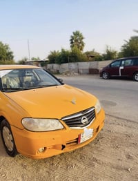 بسم الله الرحمن الرحيم سني 2011للبيع او مراوس السياره نظيفه  نظيفه كير...