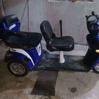 موطور شحن 6بطاريات جدد يقرن عشره ونص وسعر 400 وبي مجال استفسار علئ هاذ...