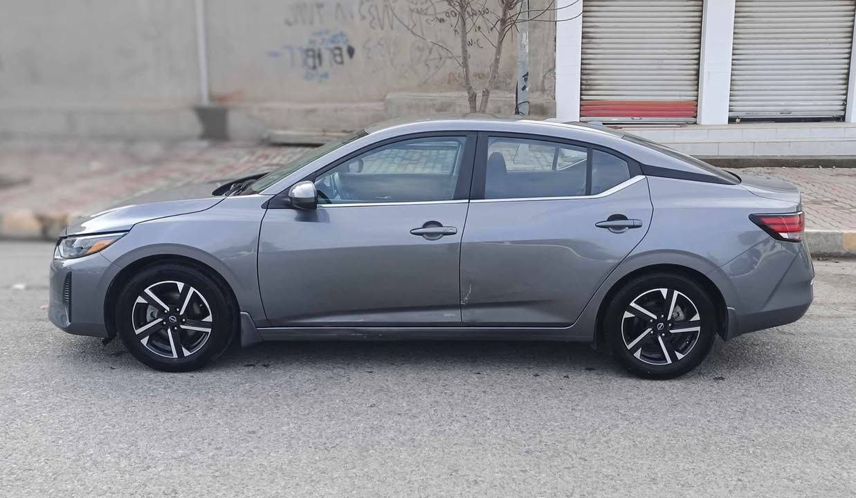 نيسان سێنترا مۆدێل 2024 SV
سەیارەکە دەرگای شۆفێر بۆیاغە
دەرگای پشت شۆفێر ساردەکوتە
پەرەشوتى سوكان و دەشبول بيلادە نەگۆراوە
پەرەشوتى شانى تەقيوە سيستەمكراوەتەوە
22 هەزار مايل رۆيشتووە
ژمارە کاتی خروج نەکراوە دوومانگی لەگەلە 
رەقەم شانسى
3N1AB8CV1RY360484

ژمارەى خاوەنى
***********‬
