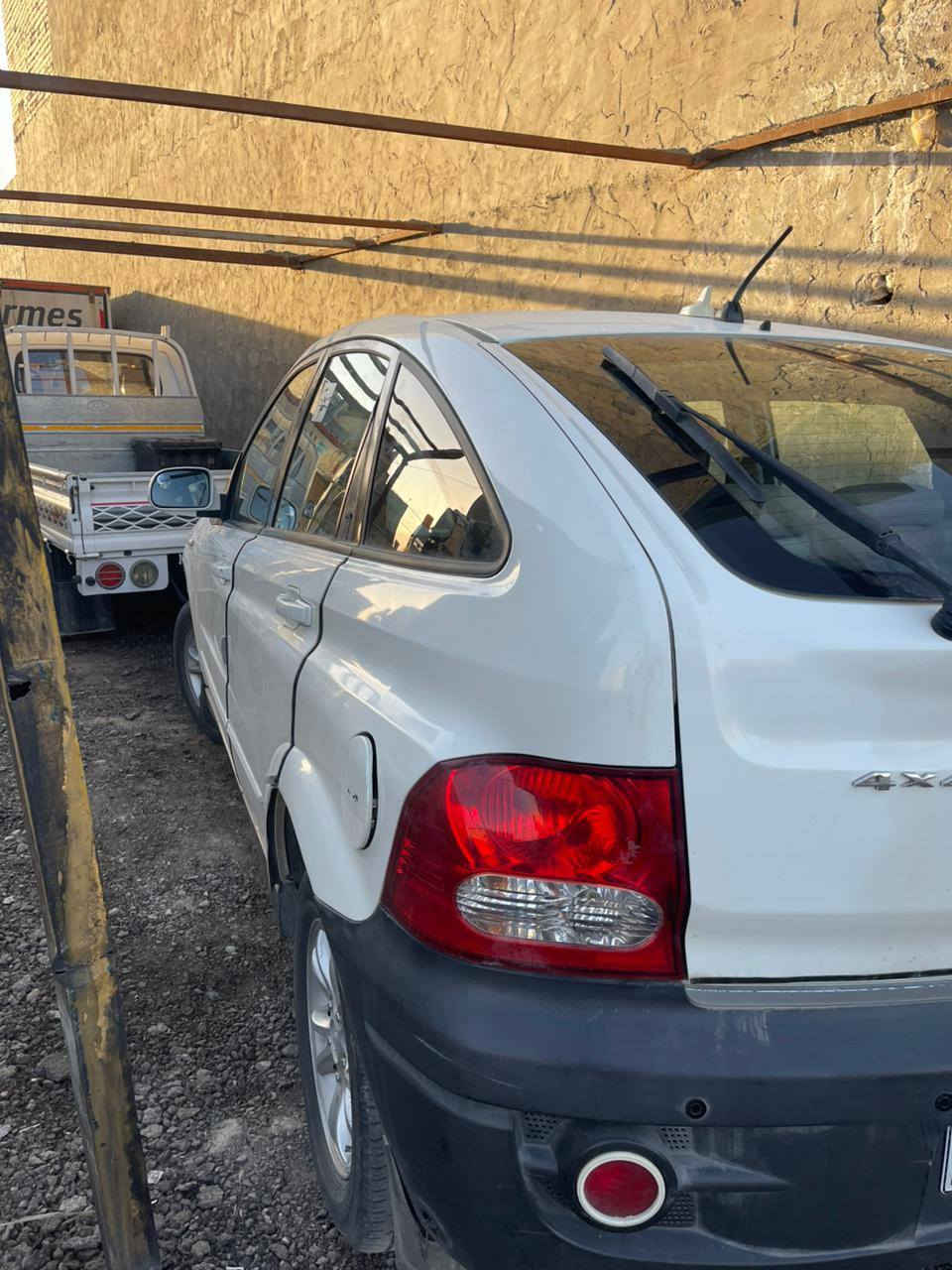 السلام عليكم سياره سانك يونك 2008 رقم بغداد انكليزي باسمي سياره جاهزه من كلشي تبريد تدفىه بلاديه بدون تحوير السعر 62 ورقه
***********
