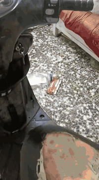 ثعلب لبيع كلهة شغالة مابيهة اي نقص بس لباتري مالهة تعبان جيب باتري و ش...