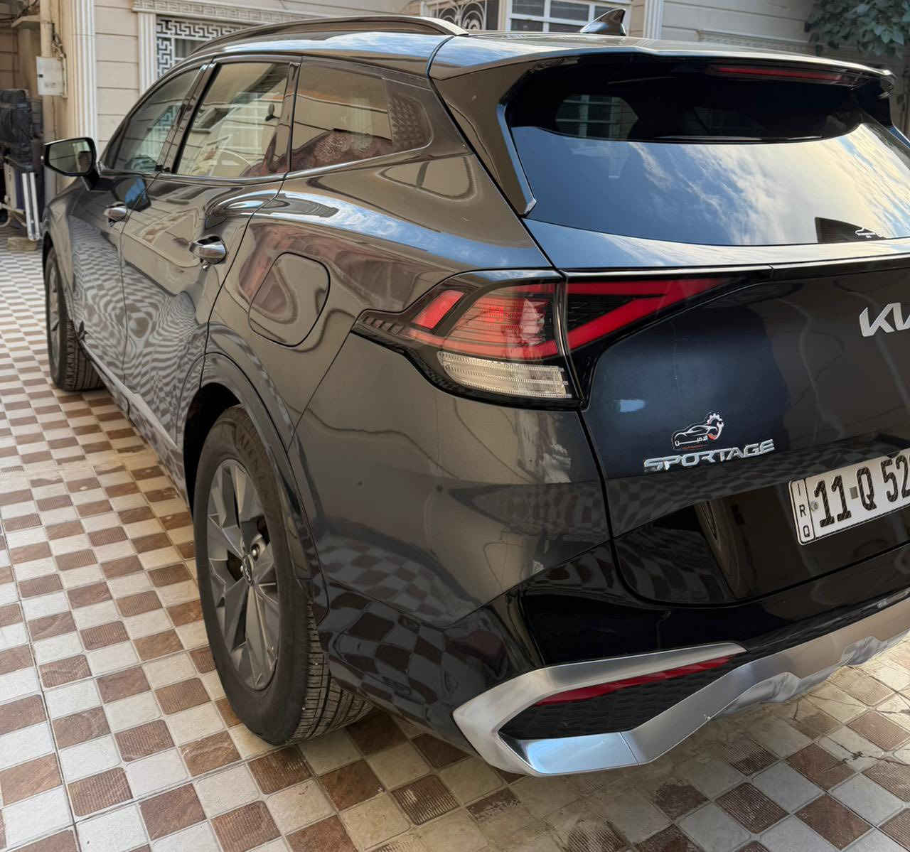 السلام عليكم 
سبورتج SX فول للاخير 
بنوراما
كشنات جلد تدفئة
جنطة كهرباء 
بصمة تشغيل 
فور ويل
محرك 2500 
كامرا خلفية 360
رادار امامي خلفي جانبي 
اوتو بارك 
كشتات شحن USB
تخم تاير جديد 
حادث دعامية امامية فقط
كفالة شاصي لغد تبديل صبغ  
بارد فقط جداً قليل 
رقم بغداد تحويل مباشر 
صور الحادث بالمنشور 
السونار بالمنشور 
العنوان بغداد حي اور
السعر 215 وبيها مجال 
للاستفسار الاتصال على 
***********
