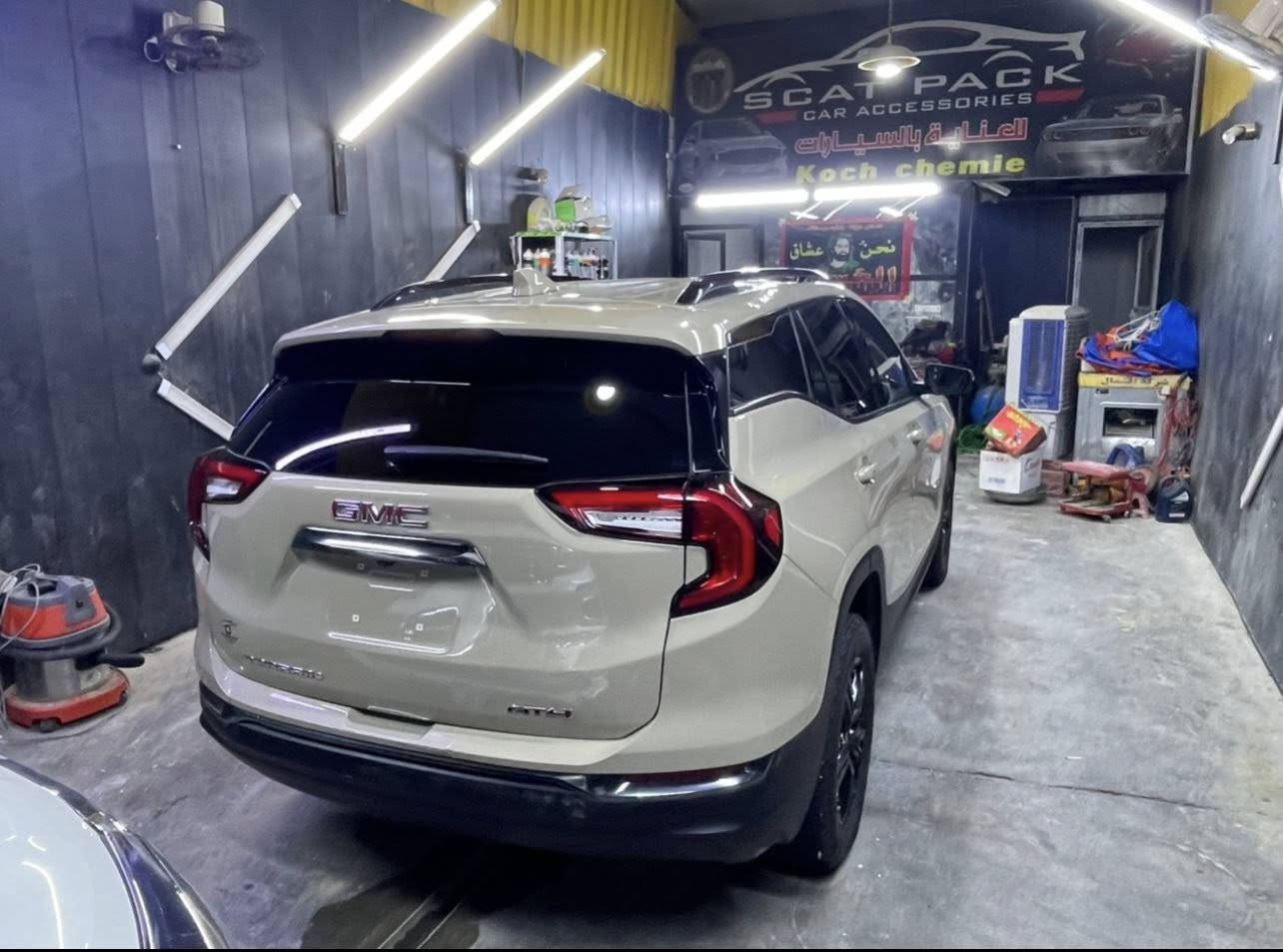 اسلام عليكم جمسي تيران At4 موديل 22رقم بغداد بسمي السياره حلوه و جاهزه  من كلشي ضرر موضح في الصور محرك 1500 تيربو
مكان السياره بغداد 
السعر 185 
للستفسار الاتصال على هذا الرقم ***********
