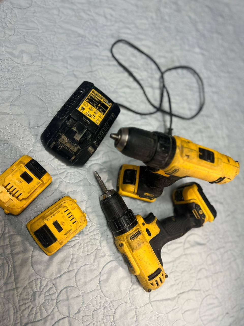 دريلات شغاله
ديولت
AEGالماني
اسعار مناسبه
***********
