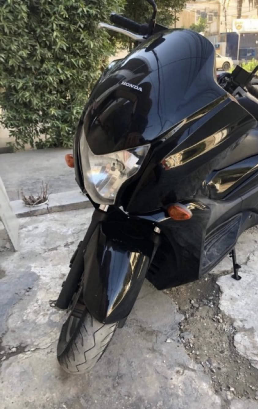 يالله فاز بعدهي بحالت الوكالة مكفولة من كلشي صار شهرين نازلة رمبه ماشية 31اي نقص مابيهة سعرهة 14ورقة مجال شي بصيط ***********مدينه الصدر عنواني
