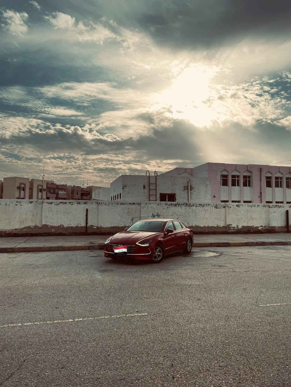 سلام عليكم 
سوناتا موديل 2022 للبيع 🛑السياره كلين🛑 يعني مابيها ضربه فقط الداعميه الخلفيه مبدله بدون قطرة صبغ بدون اي تعديل 
صورة الحادث موجوده بالمنشور
صاحب السياره - *********** واتساب
