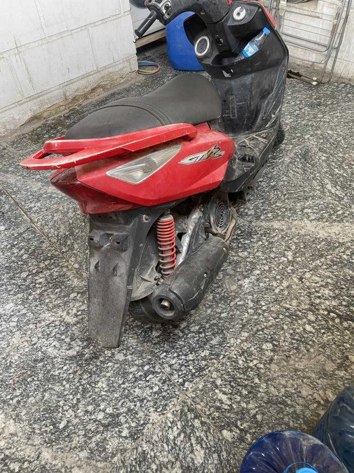 ماكس ثعلب طفت فجأة ابيع كوم حديد كلشي بلادي بيها مامبدل شي اكرر كوم حديد لحد يسئل شبيها مكاني بغداد الشعب ***********
سعرها 300
