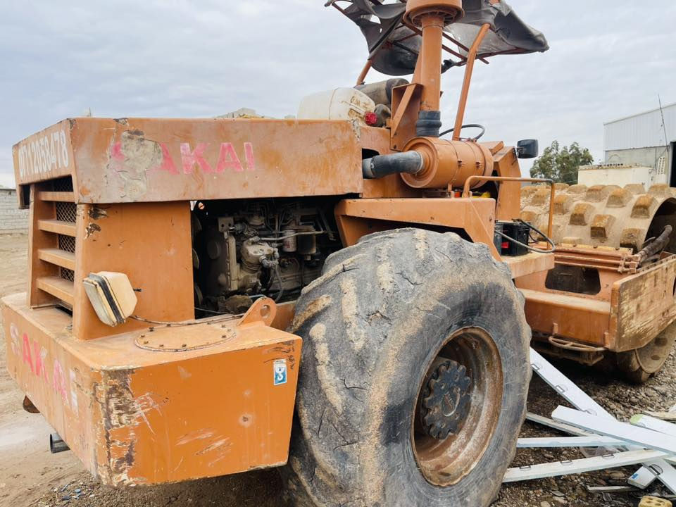 حادلة ظلفية للبيع
محرك كمنز 102 جديد وقوي 
كلشي شغال بيها 
السعر 175 
العنوان ديالى بلدروز ***********
