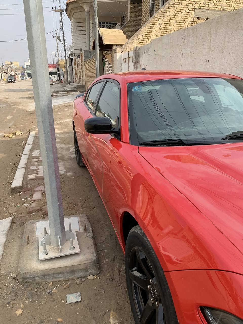 جارجر sxt 
موديل 20
ماشيه 61 باقي التفاصيل بالصور
***********
