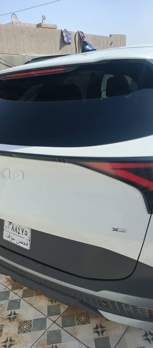 سلام عليكم سياره سبورتج 23 وارد امريكي حادثها شويه بلوجه الجاملق والبنيد بدون دواخل المكان بابل فول مواصفات ما عدى البنرامه السعر 195 وبيها مجال ***********
