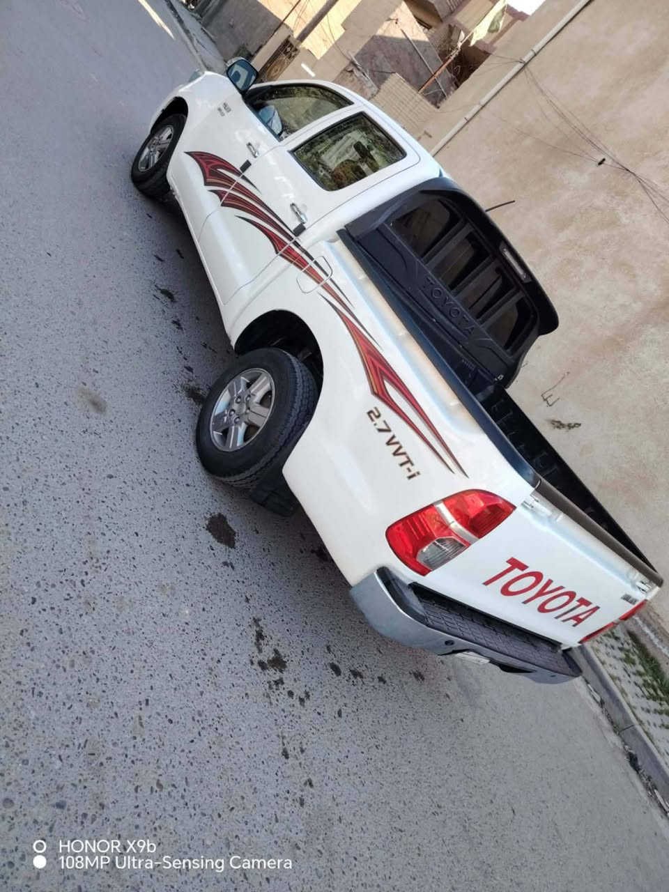 بيكم هايلوكس موديل 2014 كويتيه شاصي 19داخل صاج مكفوله من ضربه كير وتماتيك مكفوله من ضربه مكينه شرط مامفتوحه حداديه صدر كله جديد تبريد ثلج مكاني بغداد  شراي يتصل ***********
