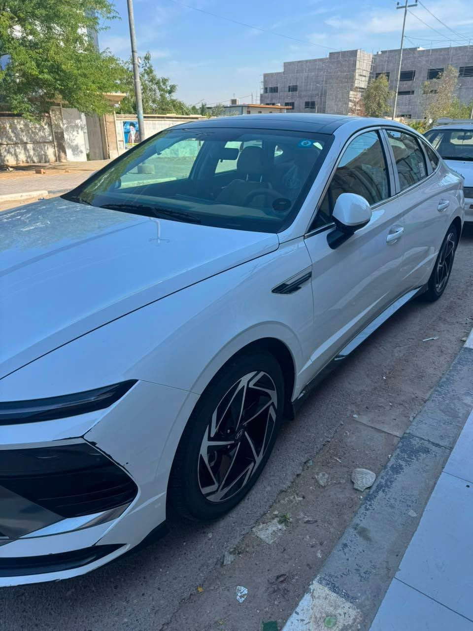 السلام وعليكم 
من رخصت الادمن المحترم 
للبيع فقط بدون مراوس 
سوناتة موديل ٢٠٢٤ كفالة عامة بعدهي بل ضمان ماشية 30 الف السيارة فول مواصات وجاهزة من كلشي ما ناقصها شي اي ستفسار تصال على *********** فقط تصال ما متواجد عل ماسنجر البصرة, العراق
