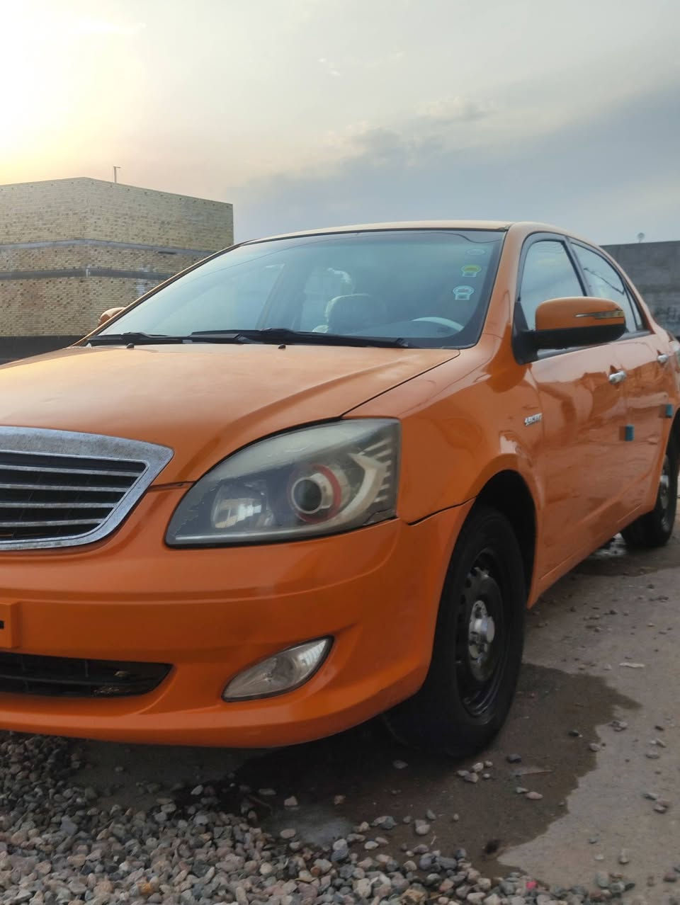 جيلي 2014مصبوقه حزام تبريد تخم تاير  جداد حدايده  سنويه منتهيه سعر 45بيه مجال ***********بكان بصره
