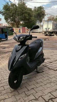 دراجه ثعلب للبيع الدراجه كلش نضيفه واي نقص مابيه دراجه كله بلاديه كهرب...