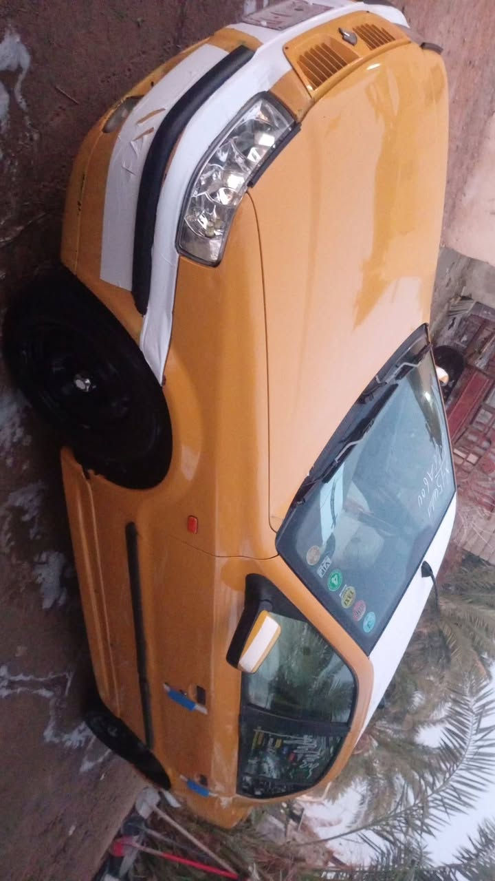 سلام عليكم سمد البيع موديل 2011سياره ماشالله حلوه مكينه وكير مكفولات  تخم تاير جوه قرفته كلش حلوه سياره مال جناي  سعر 17الشراي يتصل ***********مكاني البصره ابو الخصيب
