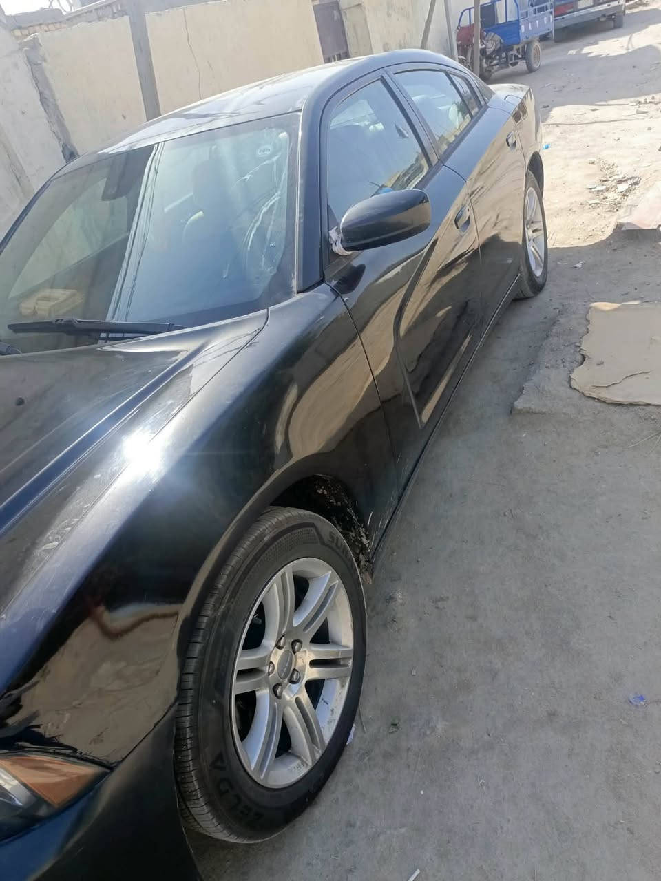 سلام عليكم شاجر 2014الون اسود سياره جازه تخم تاير جديد سياره مانقصه شي كامله من طول لطول سعر 65ورقه العنوان ناصريه *********** انتصل ع خط
