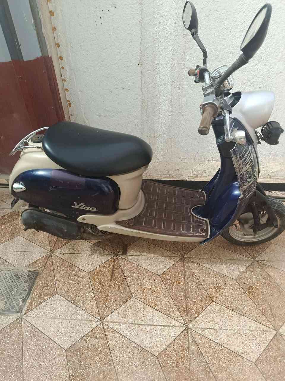 دراجه مصريه شغاله للبيع   السعر 250  كفرات اصليه  ناصريه المركز الرقم ***********
