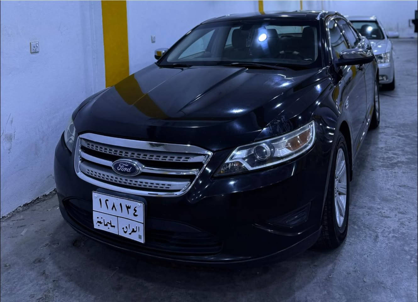فۆرد تۆرس ٢٠١٠ کەنەدی ، ٢ دەرگا بۆیاخە بێ لێدران ،
مەکینەی تازە گۆڕاوە ٨ مایڵ ڕۆشتووە لۆک لۆکە و سێرفسی تازە کراوە نۆزڵ و پلاک و پاتری تایە هەمووی تازە گۆڕاوە تەبرید سارد و گەرم سەدری توندو تۆڵە سەنەوی بەسەر چووە 
نرخی ٨٣ گەڵا
شوێن کەلار 📍***********
