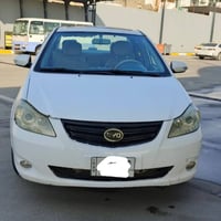 بی وای دی G3 مۆدێل 2013 فول مواسەفات  گێر ئۆتۆماتیک  شەشە ئایپاد ، سڵا...