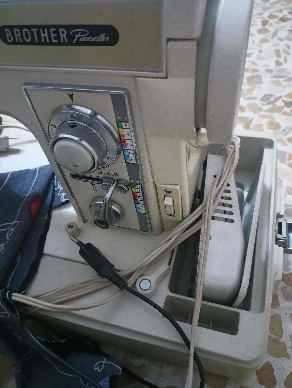 برذر يباني نضيفه شغاله الفحص


**إذا كنت صاحب هذا الإعلان وتريد حذفه لأي سبب، رجاءا أرسل رسالة إلى الدعم الفني**