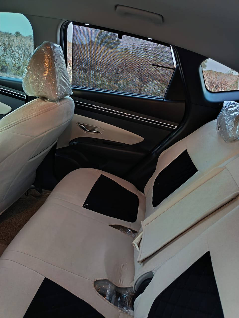 سلام عليكم. توسان موديل ٢٤ مكفوله كفاله عامه فول موصفات واحد على واحد عده البنراما كشنات كهربائي جهتين كشنات جلد  مري شفط حساسات امامي خلفي كامره جبيره دوره سايد ابريك بصه  دشبول لونين  كل الموصفات بيها سياره جديده ماشيه 38سعر 223بيه  مجال حك الجيه***********
