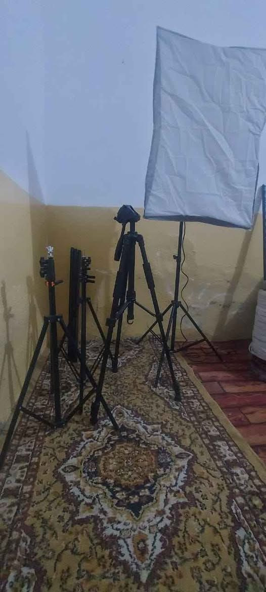 مايك +اسناد كامرا +اسنادات كروم 
كله جديد على الفحص ينفع اصحاب قنوات اليتيوب والتصوير الحفلات وجلسات التصوير واصحاب الاستوديات واصحاب المحتوه النجف, العراق


**إذا كنت صاحب هذا الإعلان وتريد حذفه لأي سبب، رجاءا أرسل رسالة إلى الدعم الفني**