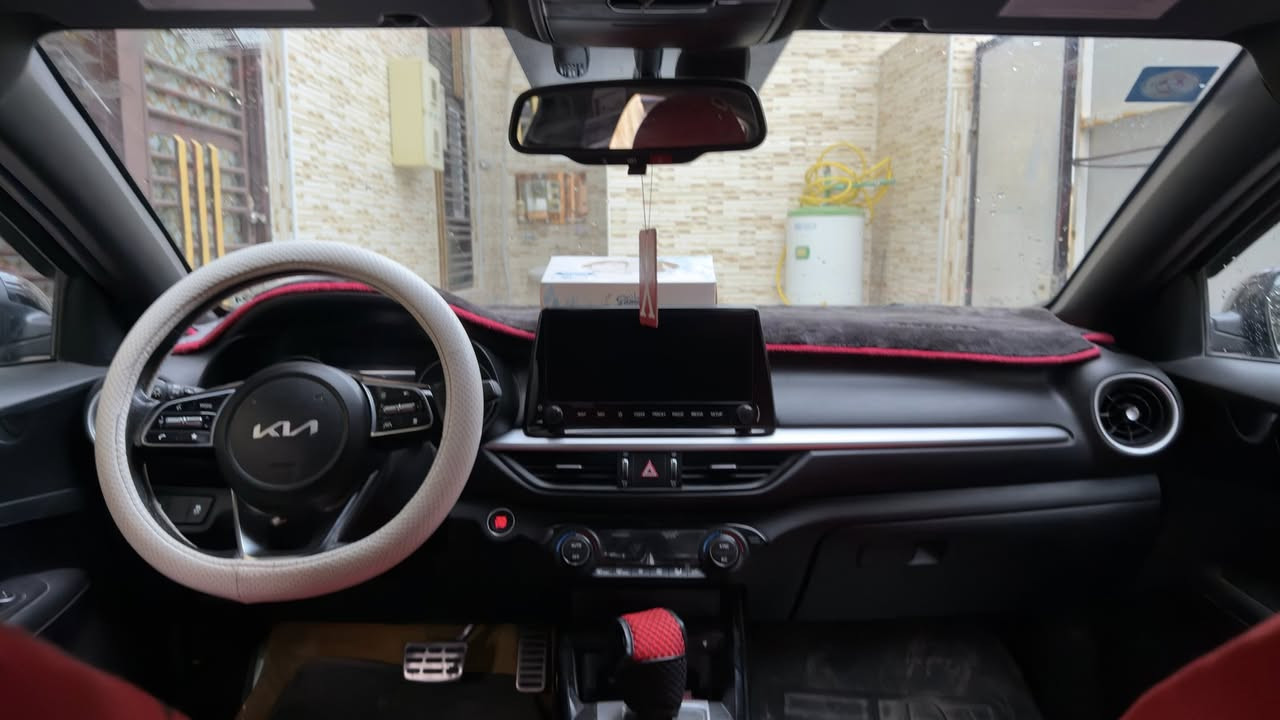 كيا فورتي GT-LINE 2023
السيارة معوقين رقم ذي قار بأسم الوالده
الباب الخلفي تبديل فقط وصور الحادث موجوده بالمنشور 
ماشيه 70 ألف ميل
فول مواصفات 
شاشة كبيرة ابل كار 
تحديد مسار 
بصمة تشغيل 
بصمة ابواب
اشارة ترحيب
تشغيل عن بعد
اشاير بالمري
توقف ذاتي
رادارات 360 درجة
صندوق ذكي يفتح عند الاقتراب
لد امامي خلفي
محرك 2000 دوش 
مابيها اي نقص السيارة 
بدون ايرباك كله سليم
العنوان النجف ناحيه الحيدريه 
***********
السعر 168
