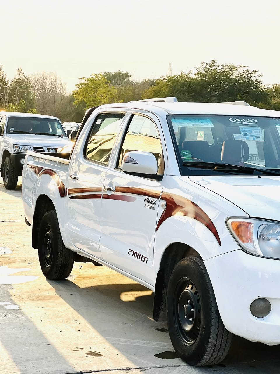 سلام عليكم البيع تويتا موديل 2006رقم سليمانى سياره سعودى جديده سياره شاصي19 مكان كلار  160$سعر***********
