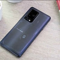 بلاك شارك 5 برو • ٢٥٦ • رام ١٢