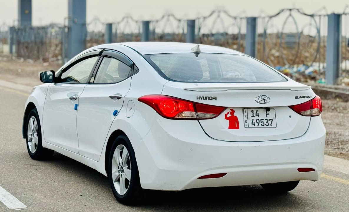 السلام عليكم ورحمة الله اخوتي 
للبيع النترا 2013 وارد خليجي 
بيها مكانات صبغ. مكينه 1600 
تبريد حداديه مكينه وگير. سنويه
مجدده (بأسمي) ماعوزها شي سياره مال جناي العنوان بصره
السعر.. 90وبيها مجال. 
للاستفسار... ***********
