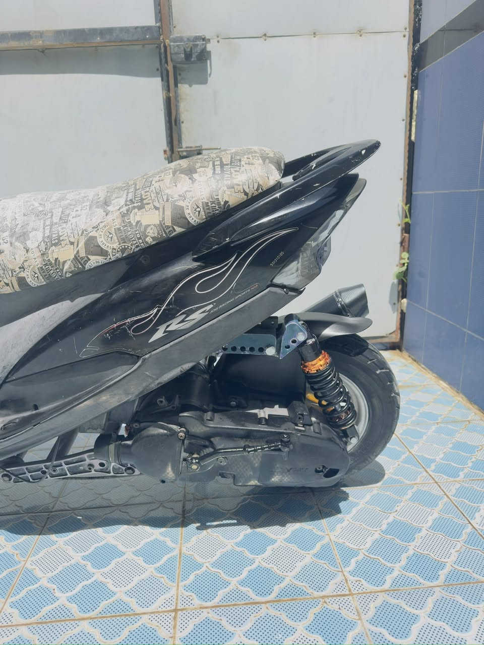 سلام عليكم دبل خلفي ماكس قزم اصلي توصيل موجود تواصل ***********
