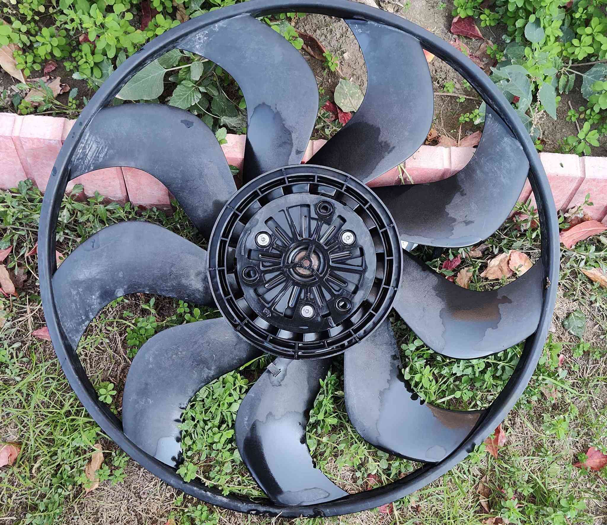 متوفر غراض شوفر كوينكس تفصيخ اصلي مو تجاري
1-ريشة مروحة 35 الف
2-حاضنة مروحة بدون ماطور 65 الف
3-بروجكتر لايت واشارة جهة اليسار 45 الف
4-شباك امامي بي ضرر خفيف 45 الف
بغداد للتواصل *********** واتساب بغداد, العراق
