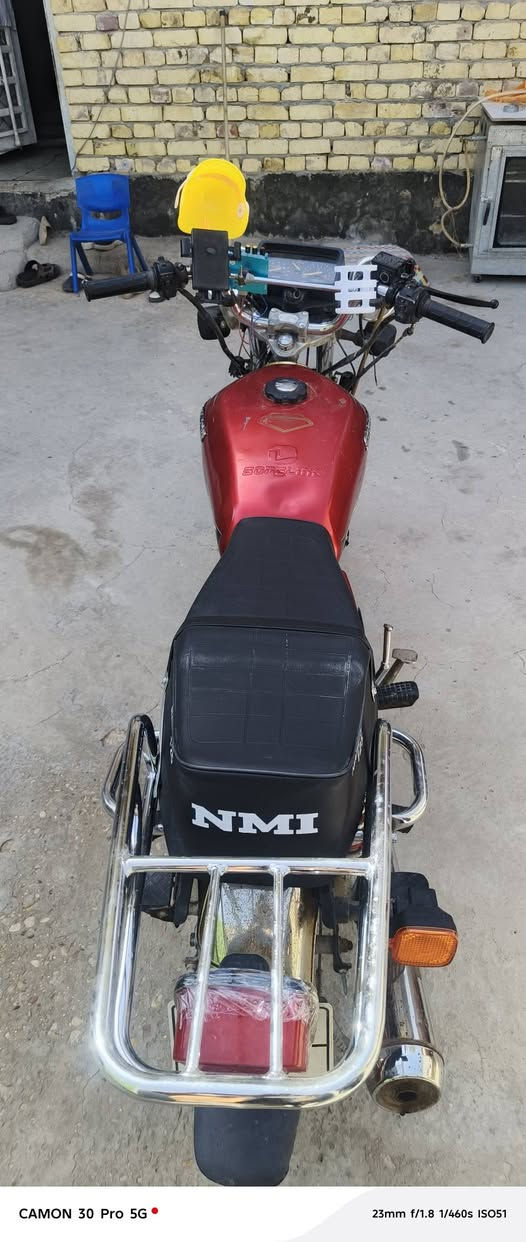 السلام عليكم
دراجه سافان مديل 24 اوراق محرك مكفول
كهربائيات كله شغال
السعر 550وبيهه مجال حك الجيه وهاذه الرقم ***********
العنوان الحضاره
