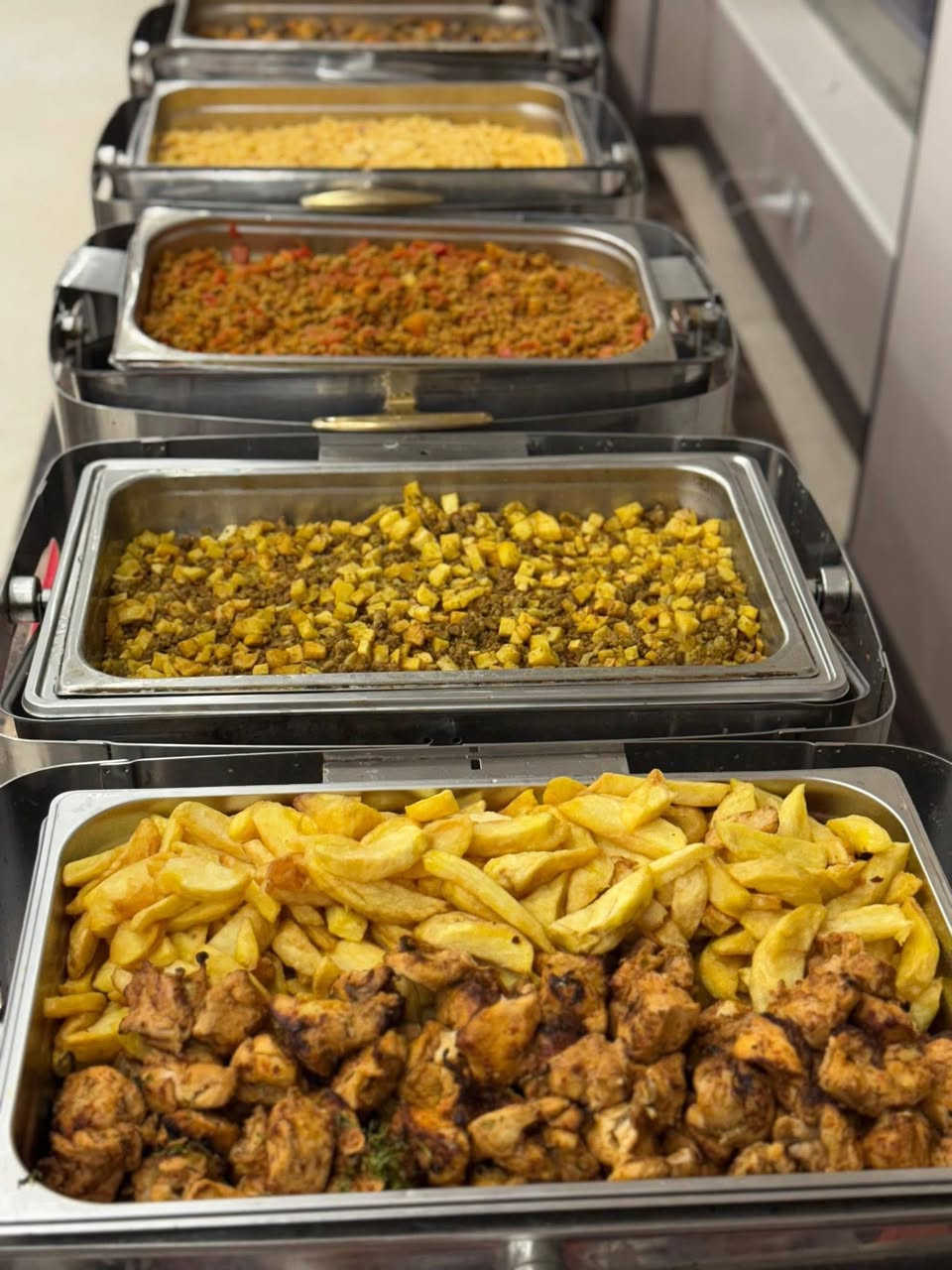 اللهم صل على محمد وال محمد
تعلن "(شــــركة الانــــوار)"

عن برنامج عمرة شهري🕋🤍
 "(شـعبان)"...(البري 800 الف)
( الطيران مليون و200 )

              
بأسعار تنافسية….💴🤍
ــــــــــــــــــــــــــــــــــــــــــــــــــــــــــــــــ
(وتكون المقاعد محدودة لضمان جودة الرحلة)

 ( اللهم صل على محمد وال محمد ). قال تعالى: (وَأَتِمُّوا الْحَجَّ وَالْعُمْرَةَ لِلَّهِ)
🕋 برنامج عمرة شهر رجب و شعبان 🕋

👴 خدمة الحاج والمعتمر – شرف – امانة 🤍
  ____________________________
 مدة الرحلة  11 يوم مع الطريق…🌷
 
 _____________________________
 
#البرنامج_يشمل :-
🍱 ثلاث وجبات طعام 🍱

🕌 مزارات مكة المكرمة 🕌

⛪️ مزارات المدينة المنورة ⛪️

📄موافقات أمنية 📄

السكن في المدينة 🕌🏢
مكة فنادق ممتازه وقريبة للحرم🕋🏢

نقل داخلي وباصات حديثة من والى باب الشركة💺🚈

كادر متخصص مع المعتمرين 🤍🌷
وارشاد ديني 🕋♥️
رحلة سياحية اختيارية ⛰🏝

حقائب كتف وحقائب كبيرة وكتيب العمرة🧰🛍

وهدايا اخرى تجدوها لدى شركة الأنوار 🌷🤍
____________

📍العنوان السماوة الحيدرية مقابل حسينية المسكتين 
المتعهد بــهاء نـاجي الـزيادي 
للحجز والاستفسار الاتصال بنا على الارقام التالية: 

*********** مدير الشركة
*********** الموظفة

زورونا تنورونا وكل الهلا بيكم ..💕
