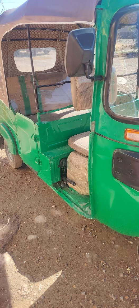 السلام عليكم تيك تيك موديل 21 الشهر 11 تكتك خير من الله تيك توك معمر دواس وبيها صبغ بلغود  مكاني اشعب لاتصال ***********
