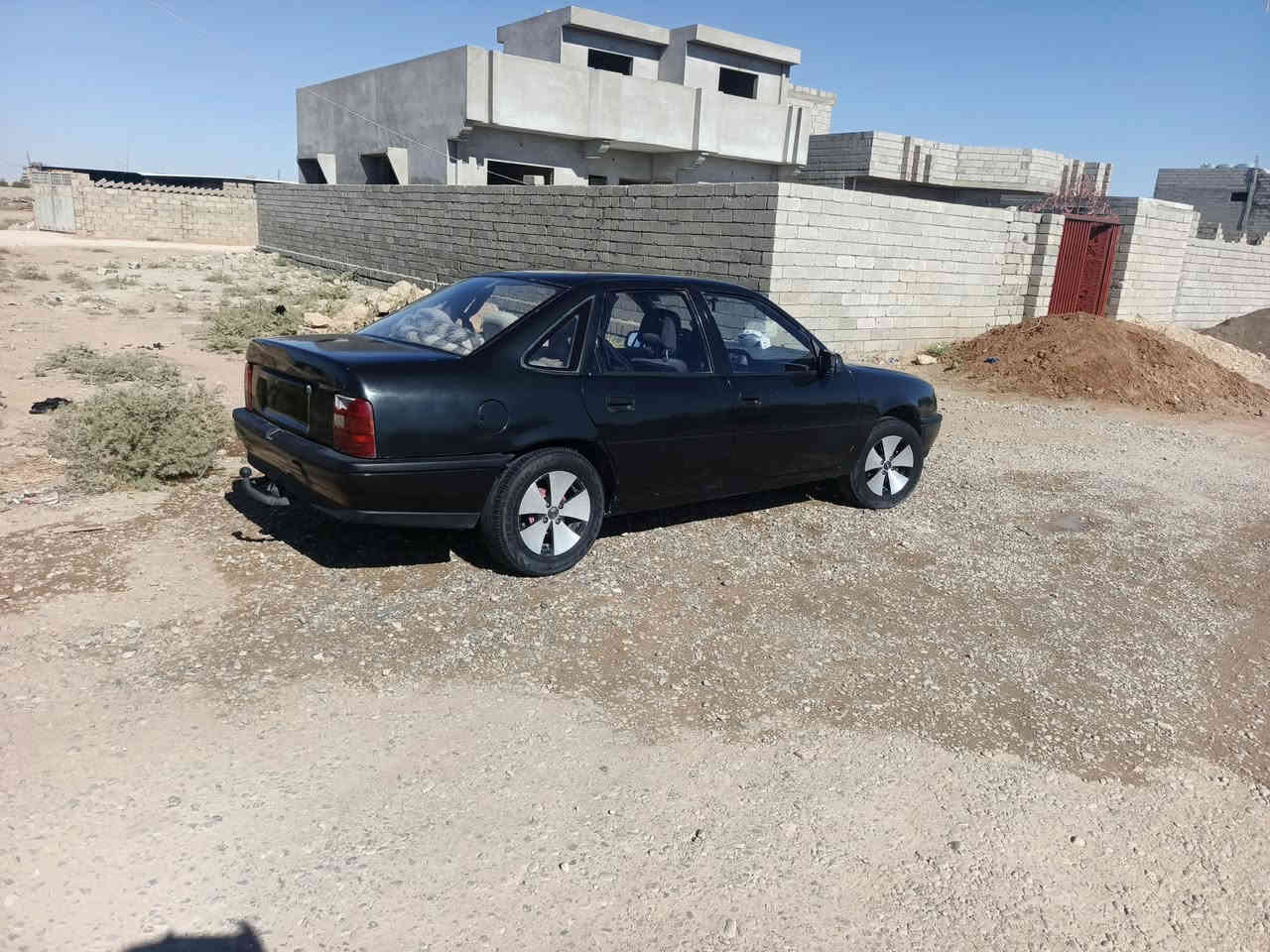 فكترا لبيع حجم 16 موديل91
بي صرف رقم انكليزي ماكو كربون مامسجل

رقم موبايل *********** مكان تلعفر
