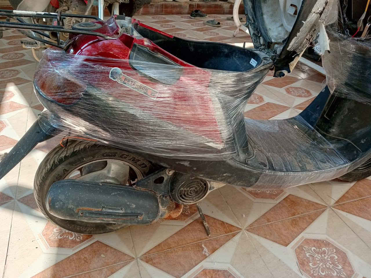 سلام عليكم شباب عندي دراجه زعره نظيفة دراجه شغاله الاستفسار تصال على هذا الرقم ***********
