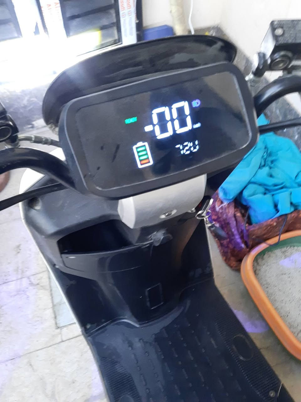 دراجة شحن اباتشي 318 للبيع
6 بطاريات حجم كبار
32 امبير
ملف 2500
سرعة 75 حقيقي 
منفذ شحن
نظام الرجوع الى الخلف R
مثبت سرعة 
هورن عالي
لايت عالي ناصي
كهربائيات كلها شغالة
دبل سويج وتشغيل عن بعد
اشاير يمنى ويسرى ودبل اشارة
الدراجة استعمال شهر واحد ونضيفة
السعر 850 وبيها مجال حك الجية
مكاني بغداد المعلمين
للاستفسار ***********
