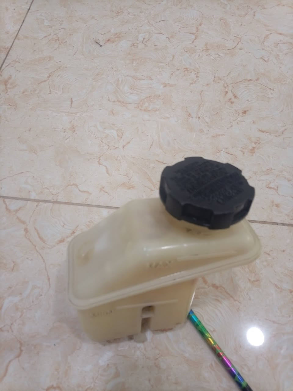 سلام عليكم ورحمة الله
دبة عنبار بريك ريو للبيع كلش نظيفة
***********
