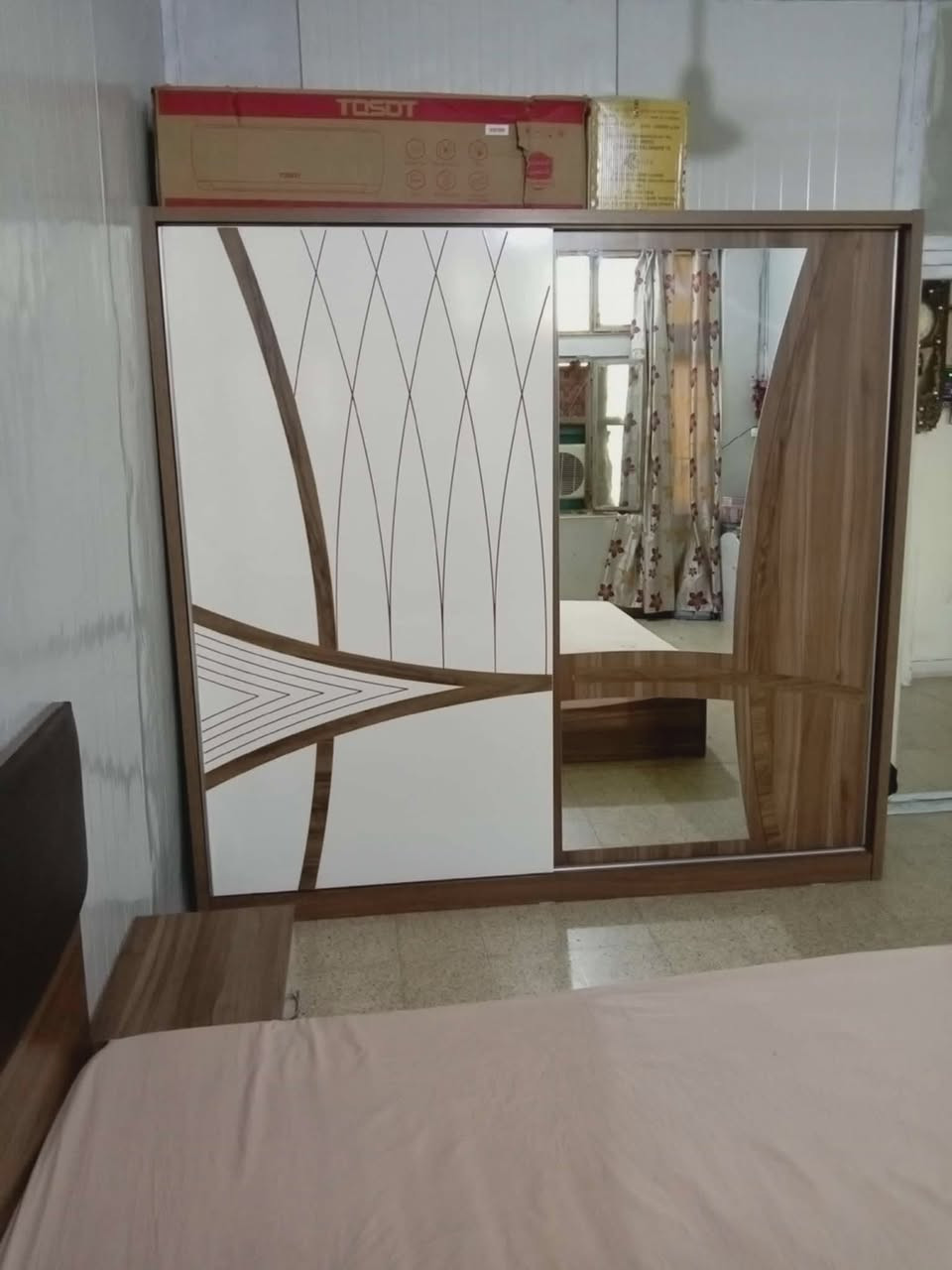 غرفه جدا نظيفه. ٣٥٠ وبيها مجال. المحموديه


**إذا كنت صاحب هذا الإعلان وتريد حذفه لأي سبب، رجاءا أرسل رسالة إلى الدعم الفني**