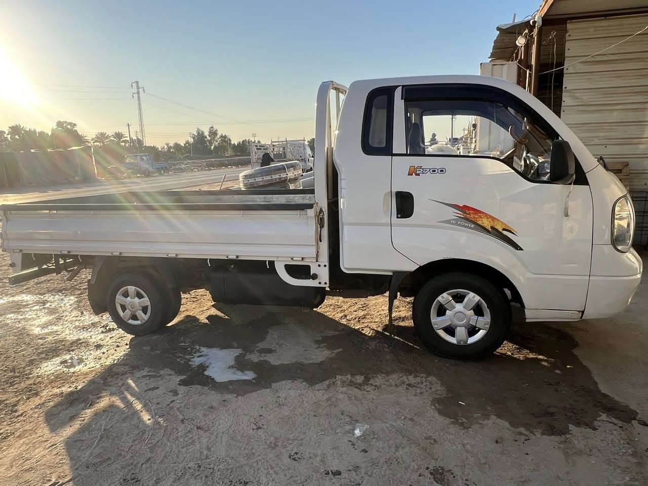 السلام عليكم
كيا 2012
رقم بابل / انكليزي 
مكان بابل 
السياره نضيفه

***********
