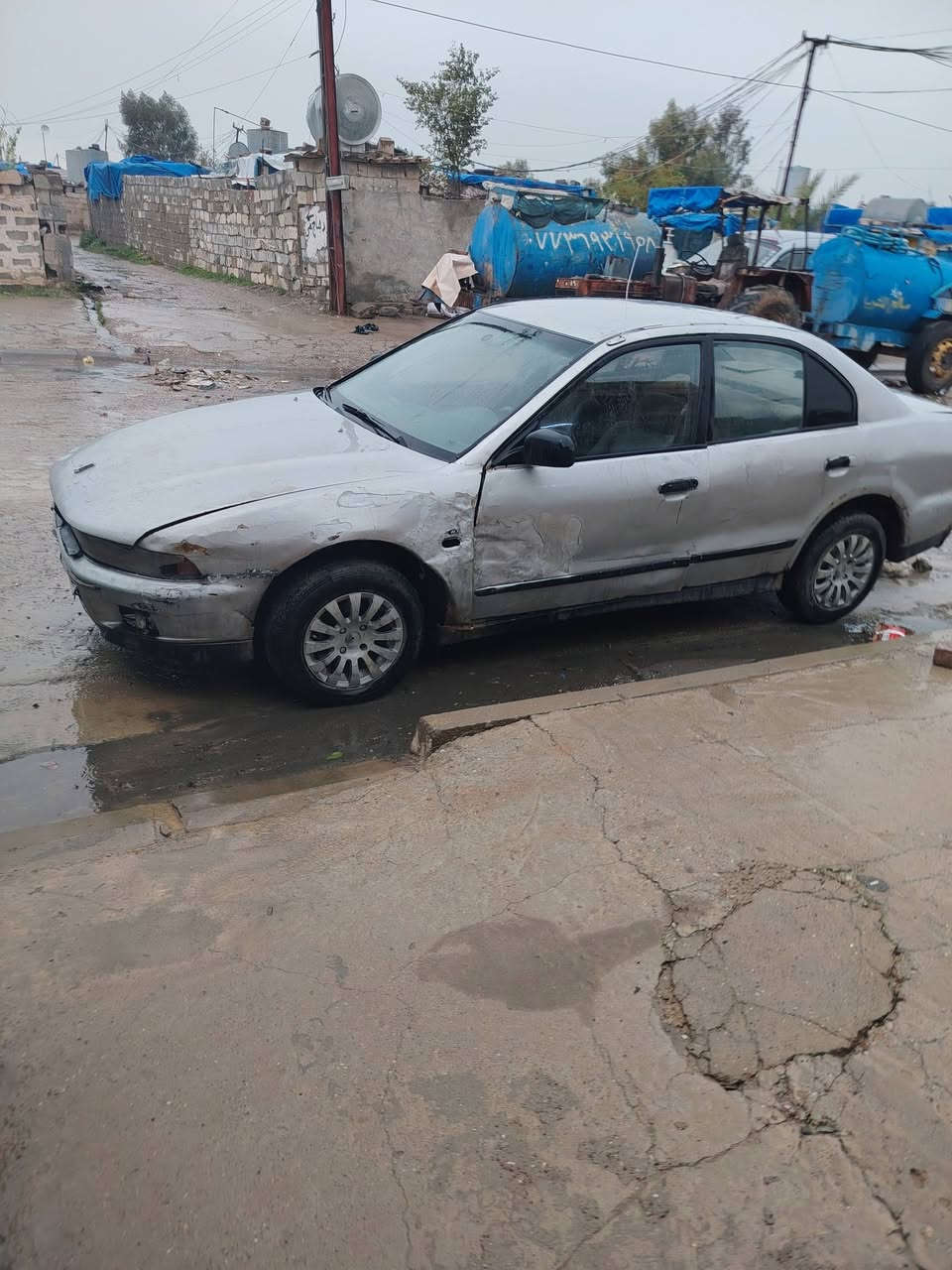 مستبوشي موديل 2000عضم عاج شغالة نظافة كدام العين ابسعر مناسب جداً ***********
