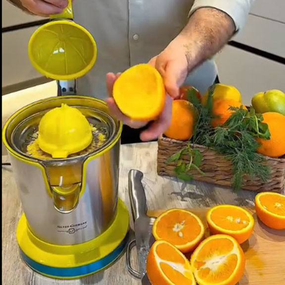 عصّارة سلفر الألمانية – عصير طازج خلال ثواني! 🍊
مع عصّارة Silver Germany  استمتع بعصير برتقال طبيعي يومياً بسهولة.
✨ قدرة قوية 500 واط
✨ رأسين لعصر مختلف أنواع الحمضيات
✨ ذراع ضغط لسهولة العصر
✨ صنبور لتعبئة العصير مباشرة
✨ سهلة التنظيف والاستخدام
💰 السعر: 35,000 دينار فقط
📍 العنوان: الفلوجة – حي الجمهورية
تقاطع العيادة الشعبية مقابل مدرسة الجمهورية الابتدائية
🏪 معرض الراوي للتبضع
🚚 توصيل داخل الفلوجة: 2000 دينار
🚚 توصيل جميع المحافظات: 5000 دينار
📞 للحجز مراسلة الصفحة أو واتساب: ***********
#عصارة #عصارة_برتقال #أجهزة_منزلية #الفلوجة #عروض #مطبخ
